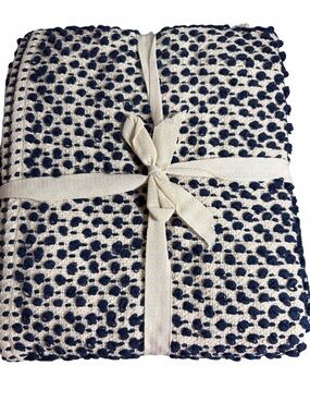 Summer & Rose Ava Lightweight Throw Blanket: Navy Blue & Cream